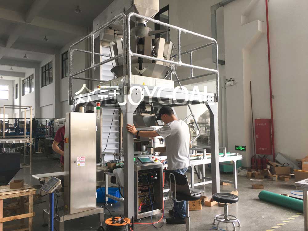 VP series combined type vertical packing machine for Hardware/Nut/Screw part2
